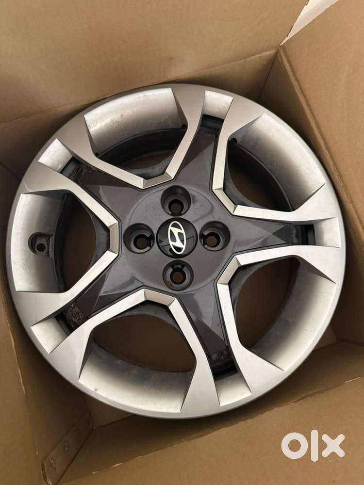 I20 Alloy like aluminum tyre X4