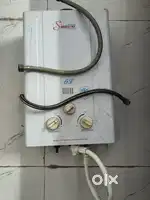 Gas water heater gyser