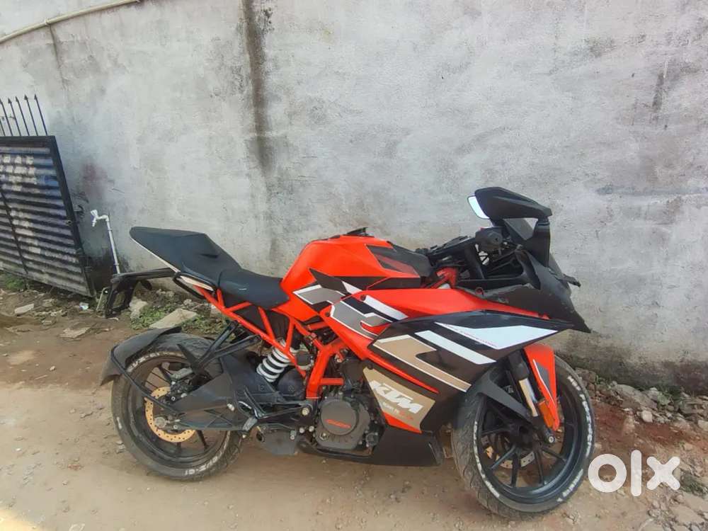 Ktm Rc 200 argent bechna hai