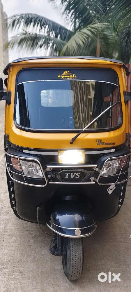 Gadi rent per dena hai MH04 KI GADI BHIVANDI MEIN DENE KI HAI