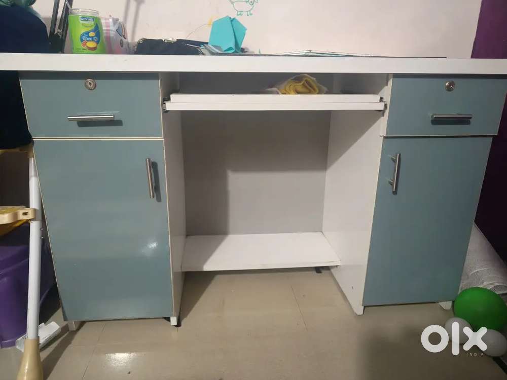 Urgent sale, Computer table urgent