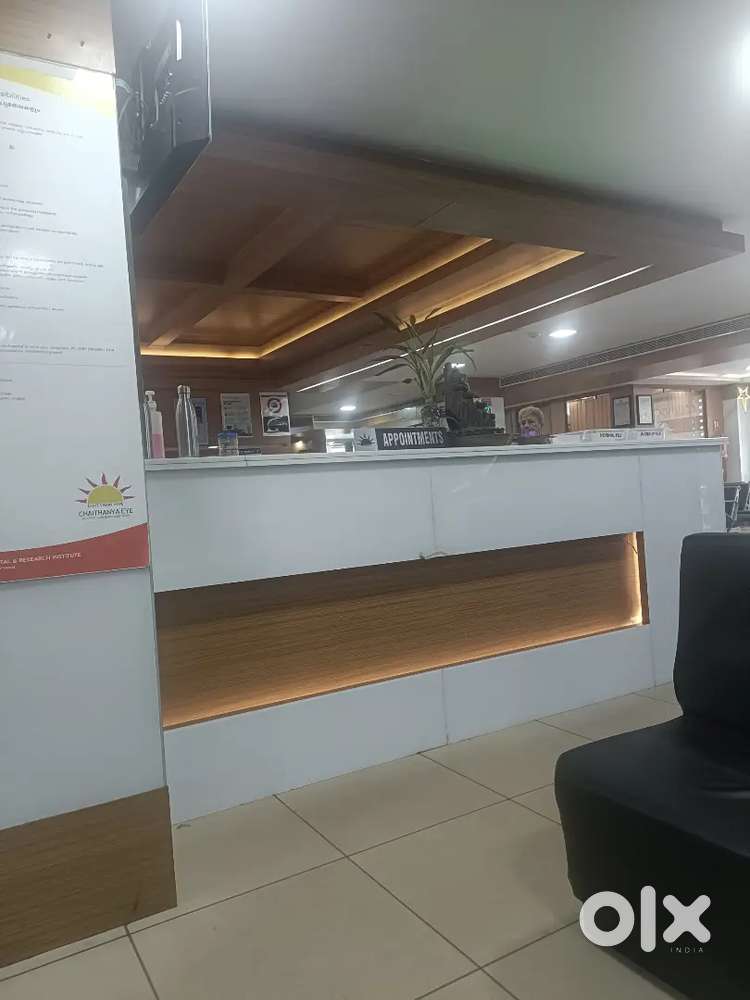 Office staff (female )