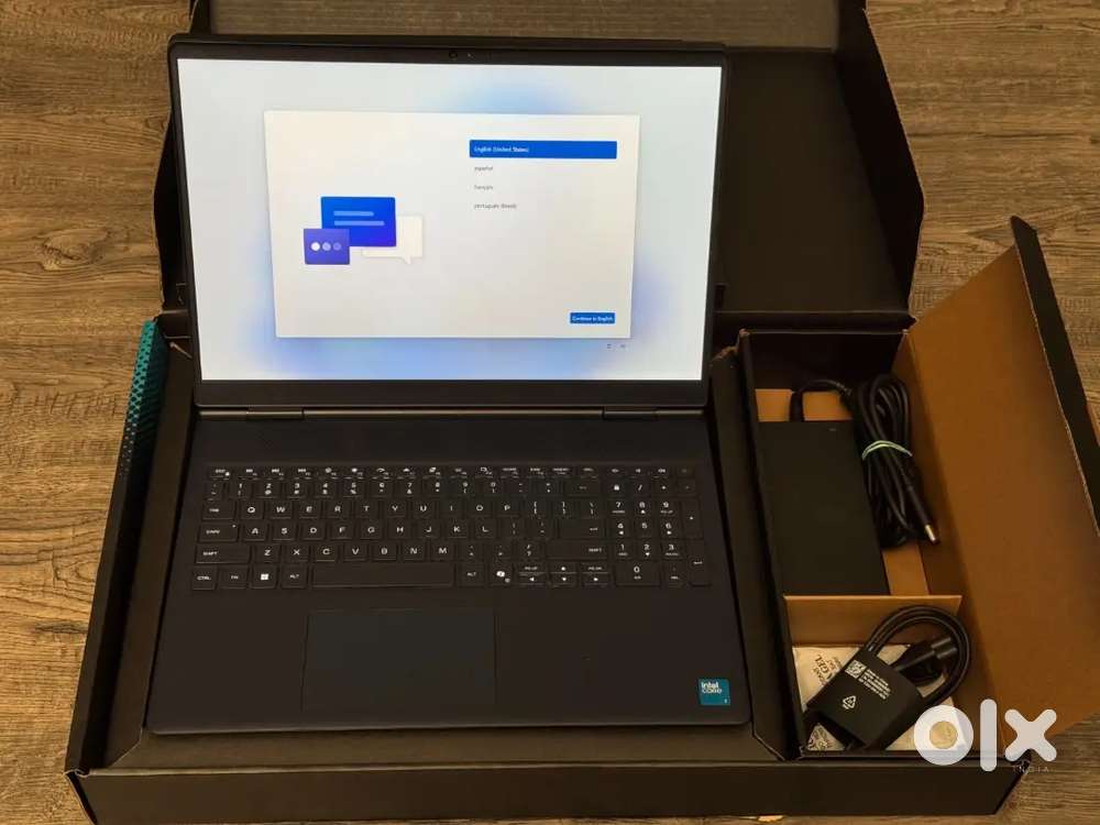 Alienware 16 Aurora Laptop 16 2.5K 120Hz RTX 5050/Core 7-240H/16GB