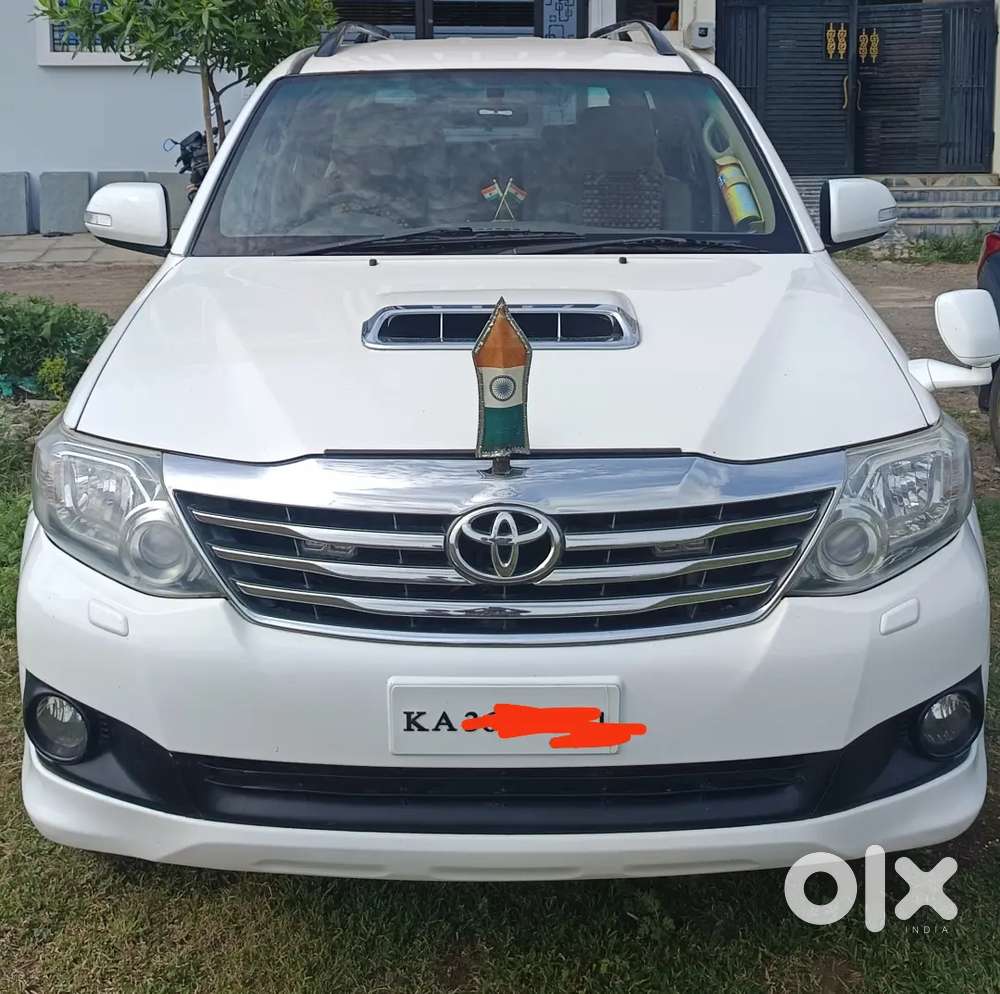 Toyota Fortuner 2012 Diesel 195000 Km Driven