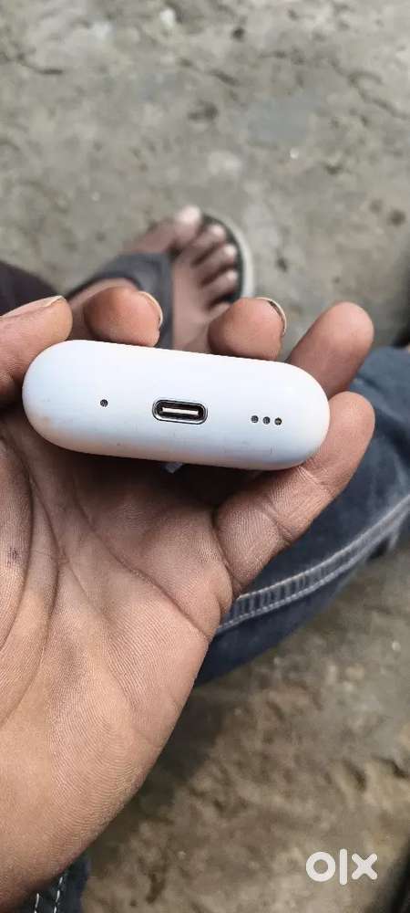 Bluetooth apple good condition 1 manth