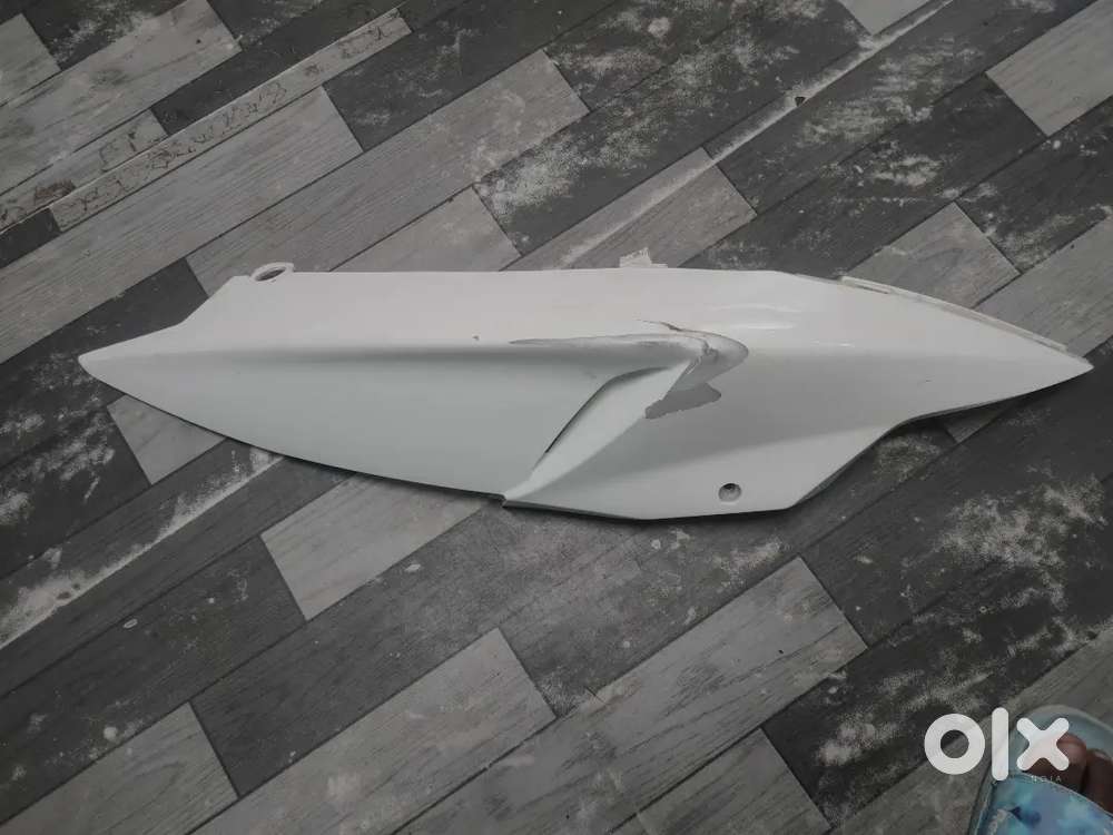 Aprilia sr160 right side penel
