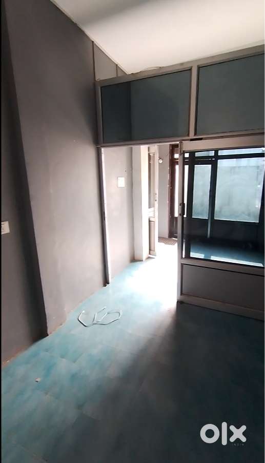 300 sq ft Full-Furnished Shop for Rent – Just 40 ft from Sitapur Main