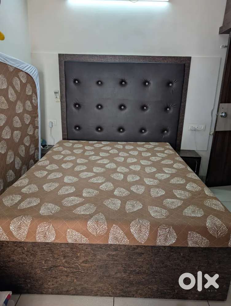 Selling Bed