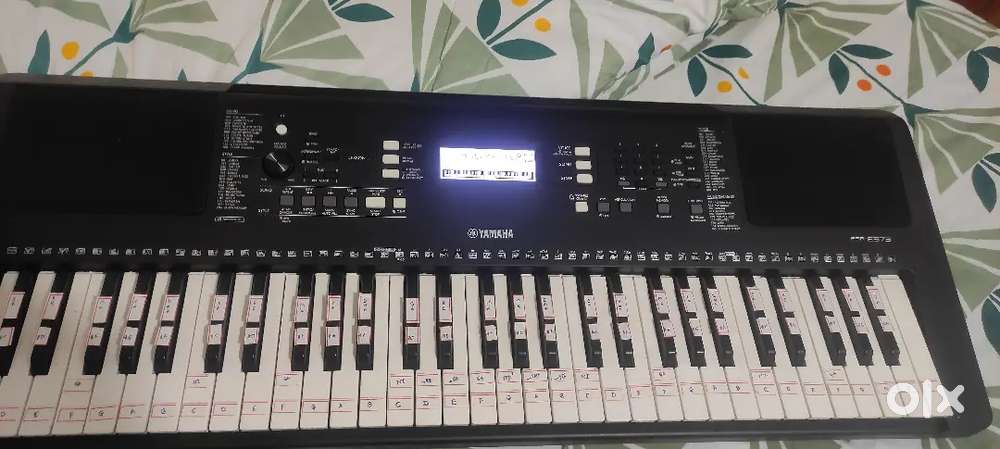 Yamaha Keyboard Piono PSR 373