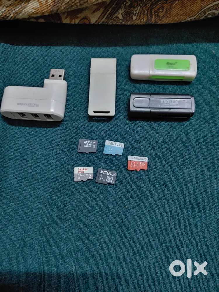 Memory cards and card readers for sale