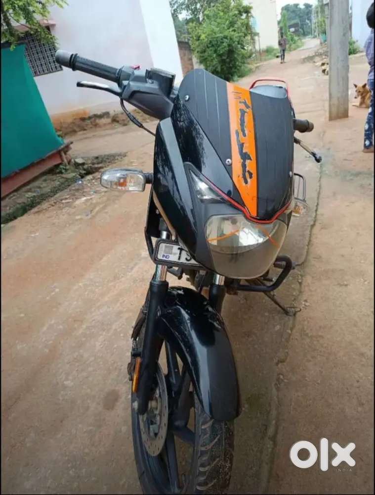 Pulsar 125