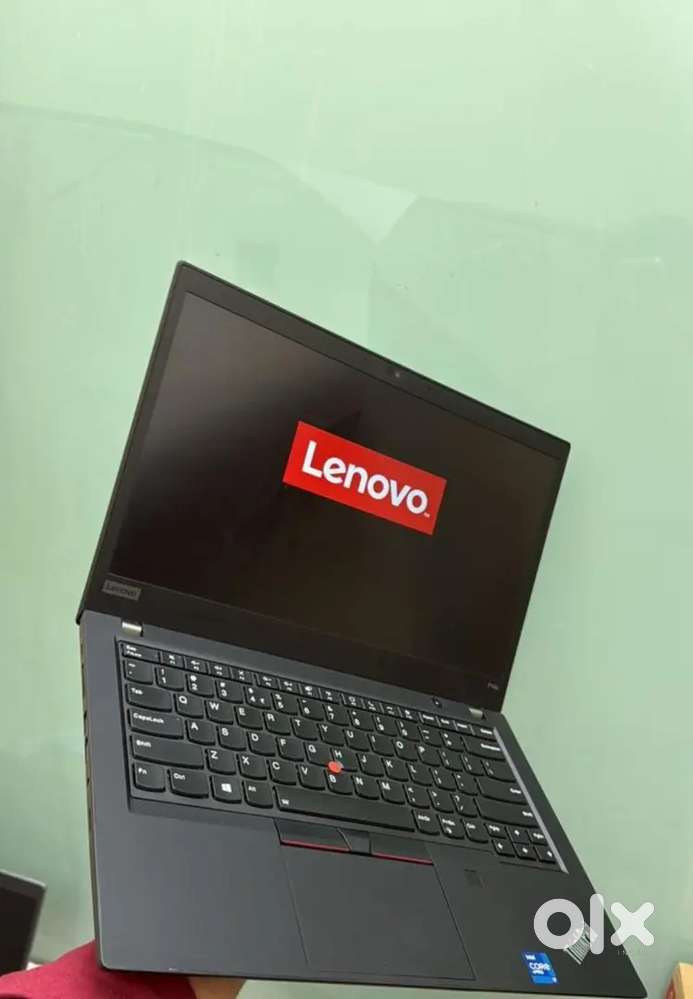 Lenovo Thinkpad P14s i7 11th with 4GB NVIDIA DDR6 GRAPHICS