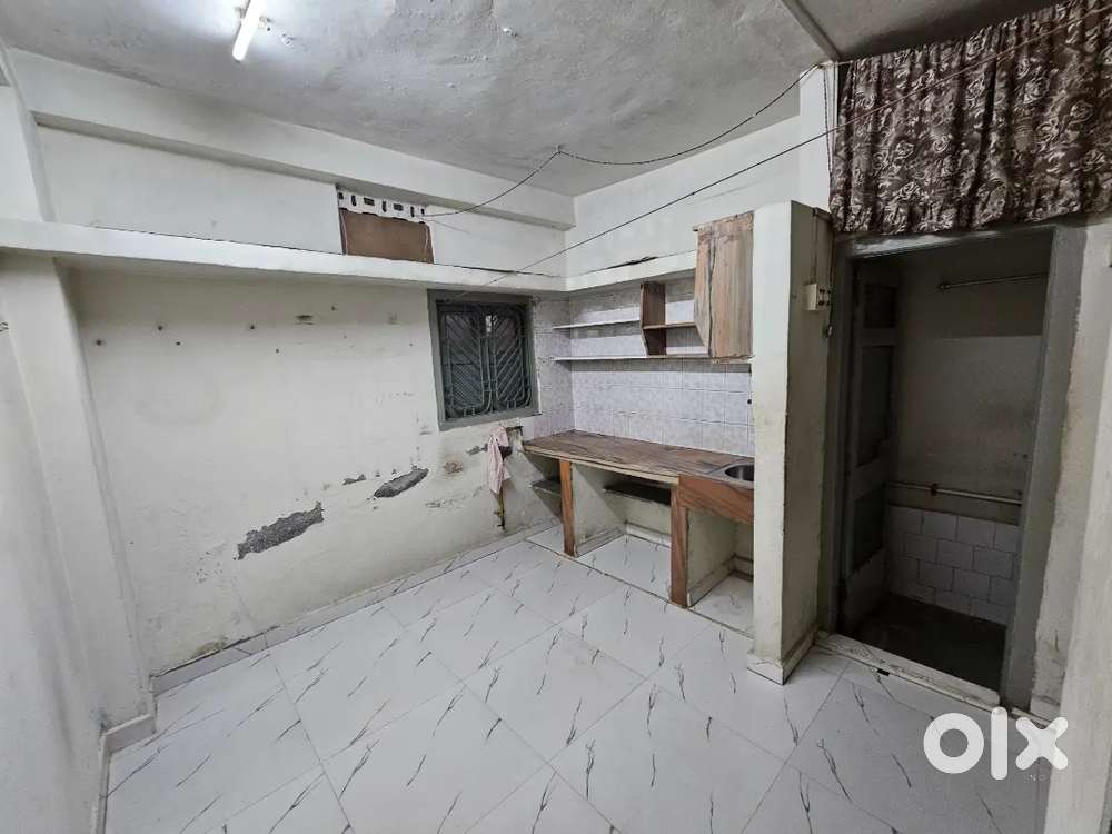 One room kitchen flat