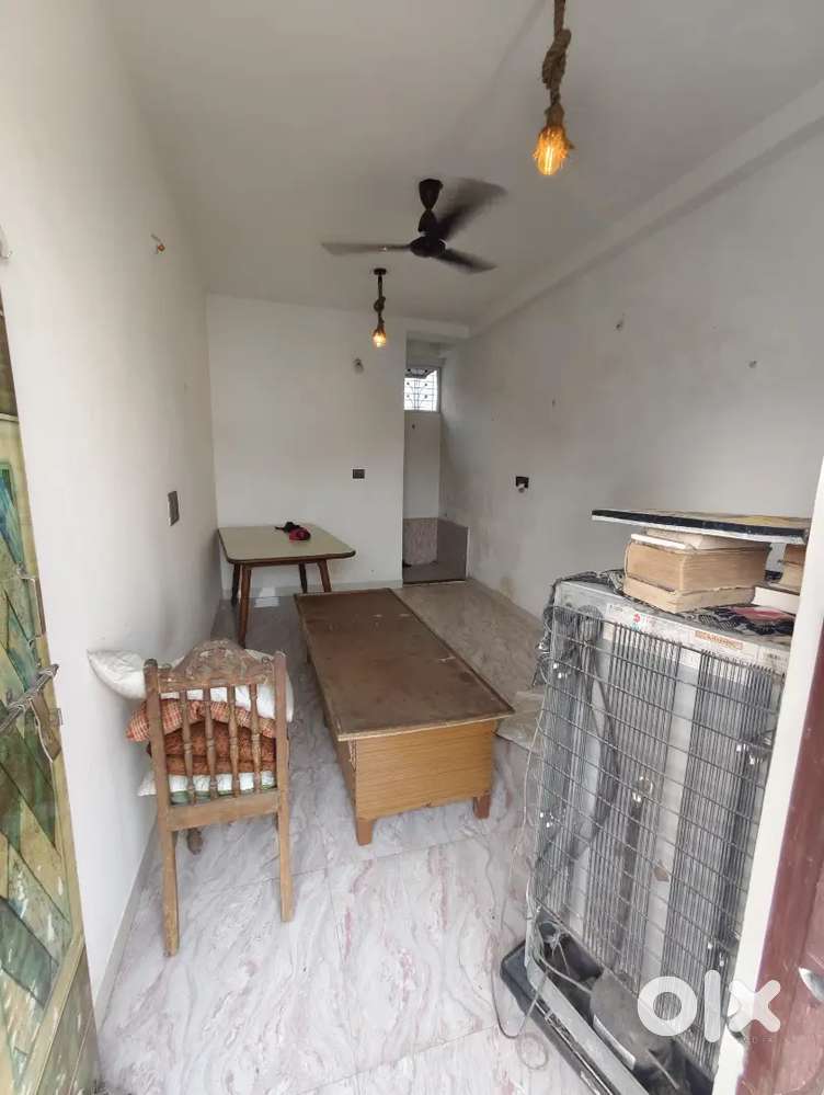 1 room for rent (single room)