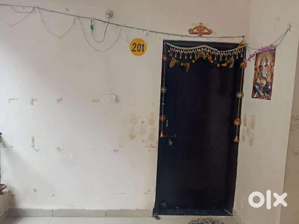 Arjent sell Karna hai