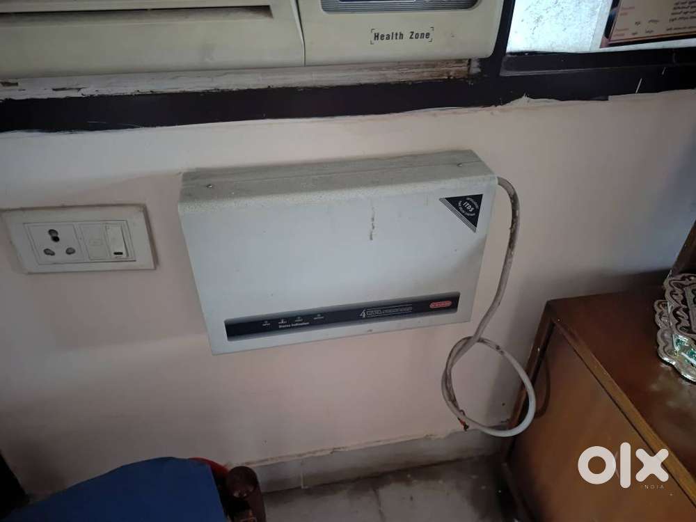 Window ac with 2 steblizers
