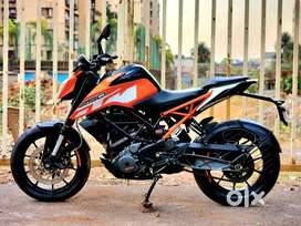 KTM DUKE 250 2018 IN MINT CONDITION AT AD BIKEBAZAAR