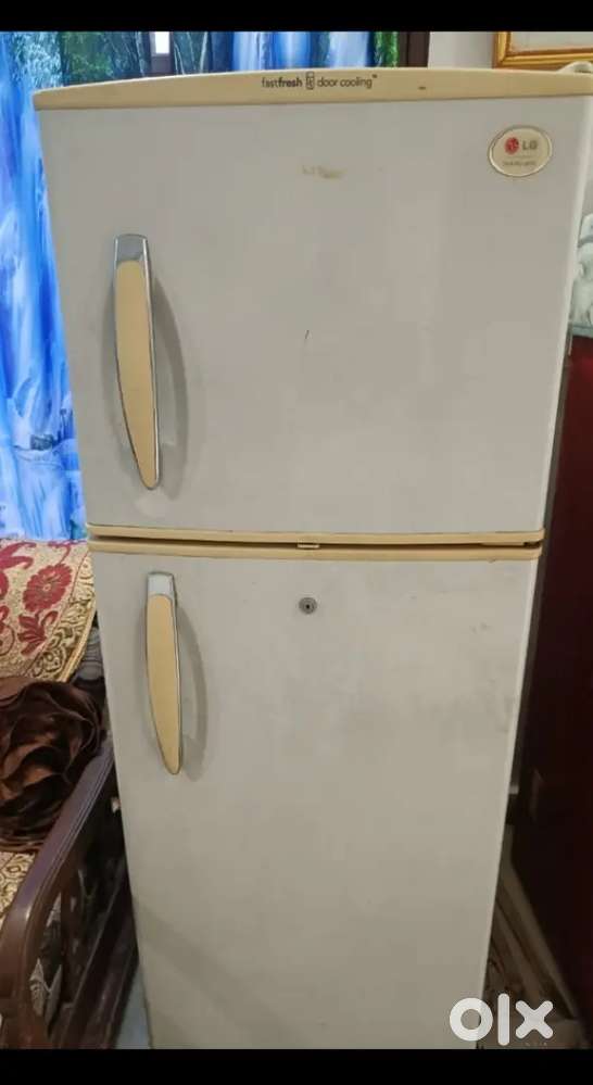 Fridge For Sale in Nayagaon, Gobind Nagar