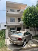 8 marla sec 25 pkl triple storey house