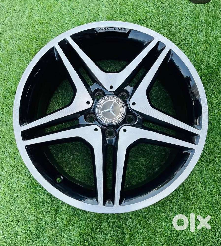 MERCEDES AMG ALLOY WHEELS 18 INCHES (VERY GOOD CONDITION)