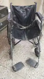 Selling Used Wheelchair for Sale – Excellent Condition