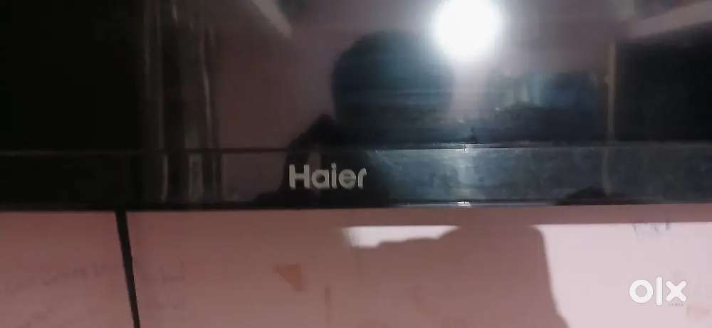 Yeh ek haier ka tv hai 32 inch ki hai