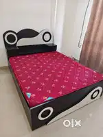 Durable bed and neelkamal  mattress for sale - Handled with care