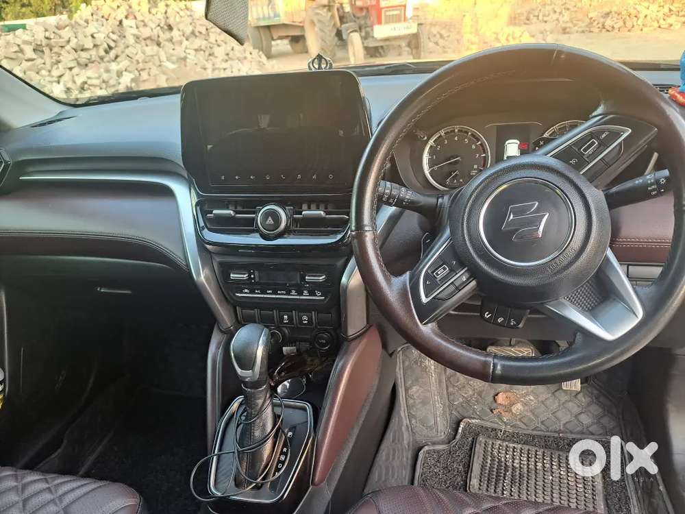 Top model fully loaded , going abroad  back, 89686 only genual byers