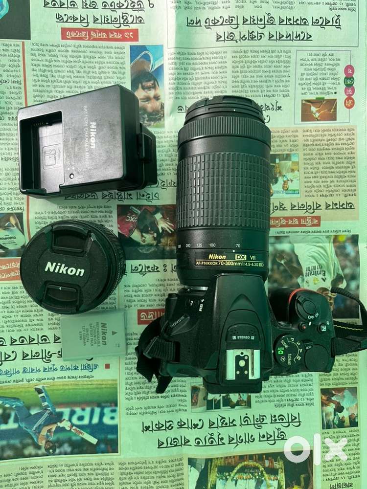 A well maintained DSLR Nikon D5600 along woth extra battery and Bag
