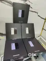 SAMSUNG GALAXY FOLD 5 256GB SEAL PACK AVAILABLE AT LOWEST PRICE