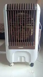 90 Liter jumbo Cooller with Honey Comb