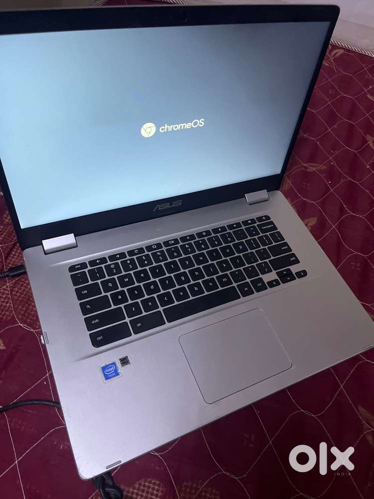 Asus chorme book n4500