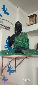 Buddha statue