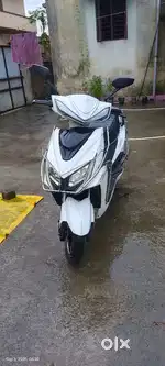 Electric scooty cosbike fusion dx