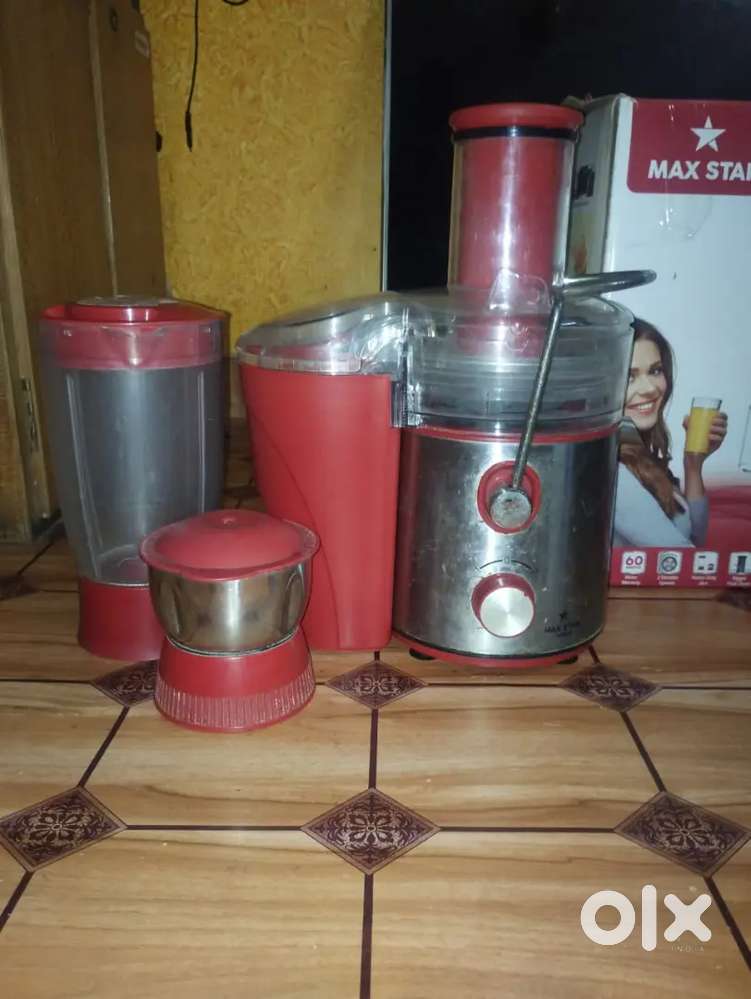 Mixer grinder juicer
