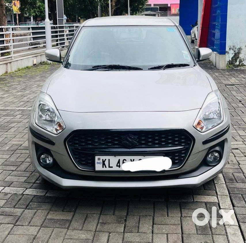 Maruti Suzuki Swift VXi + Manual, 2023, Petrol