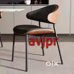 New Stylish Wooden Café Chair for Sale – Premium Quality