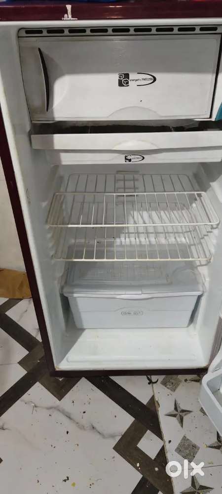 Single door fridge