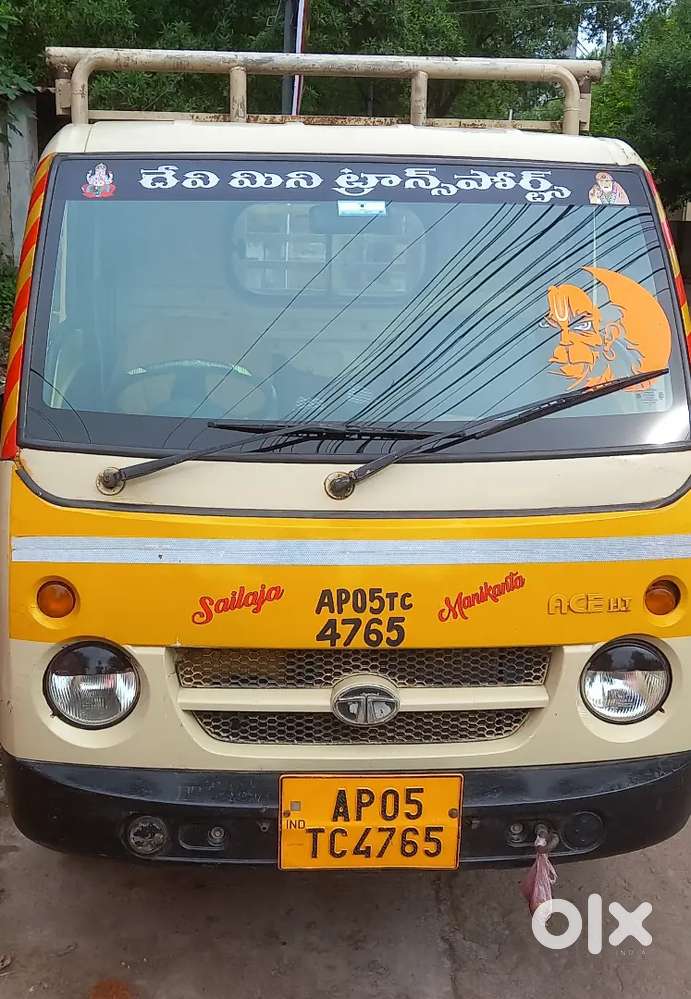 Tataace van