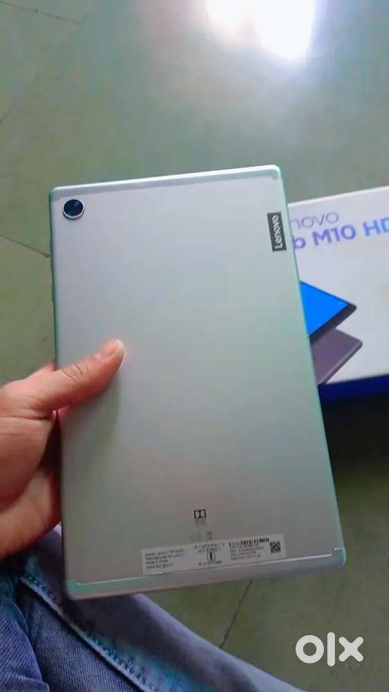 Lenovo m10+ full hd