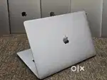 Apple Macbook Pro  i7/16/512/5.5gb Graphics  15inch Retina Touchbar