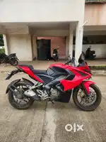 Bajaj Pulsar RS200 (Good Condition)