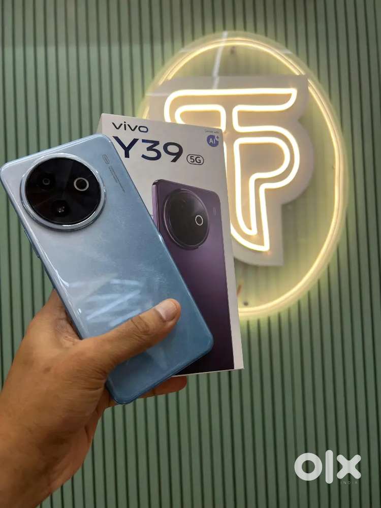 Vivo Y39 5G 8/128 Full Box Warranty till July 2026