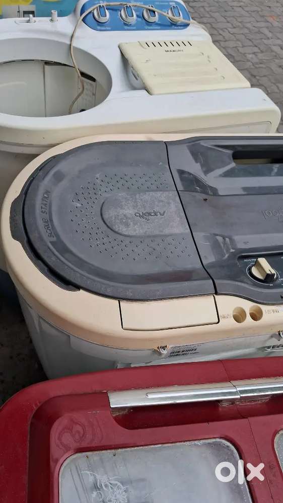 Semi automatic washing machine available