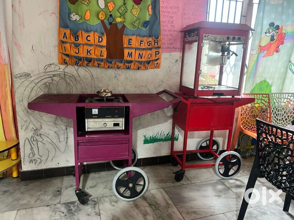 Popcorn machine and cotton candy machine with table cart