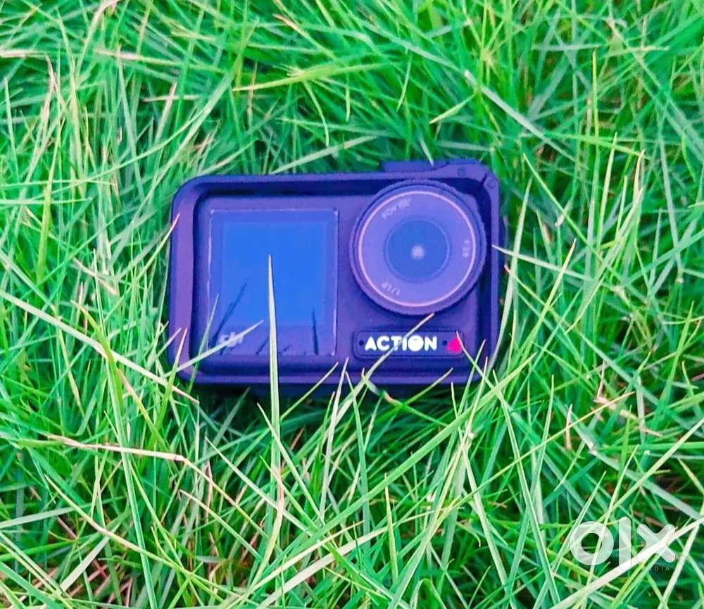 Dji action 4 standard combo ( 2 month old )