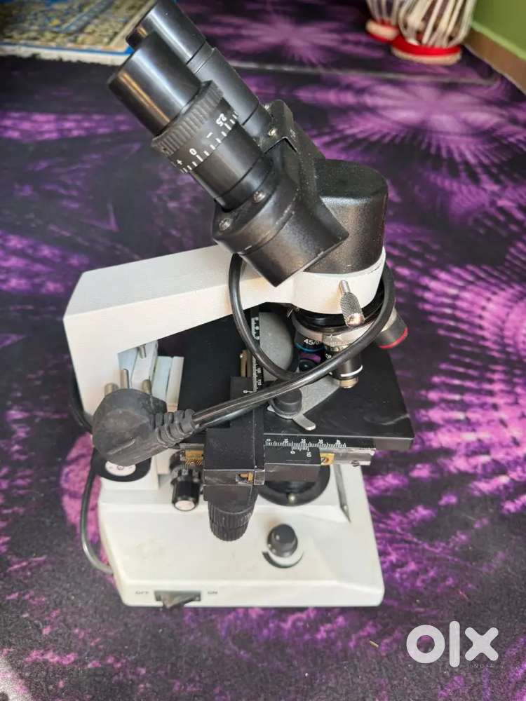 Binocular Microscope – Excellent Condition