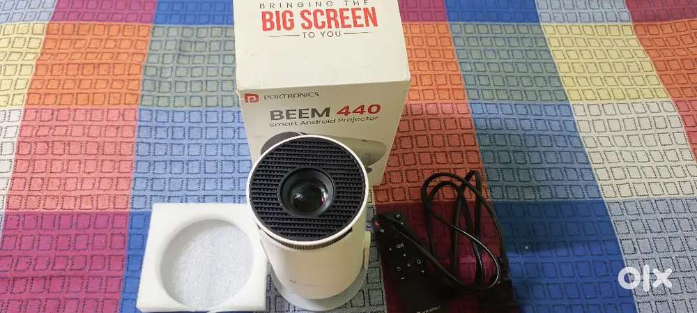 Portronics Beem 440 Smart Projector