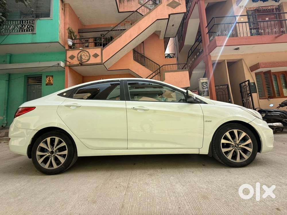 Hyundai Verna 2011 Diesel 90000 Km Driven