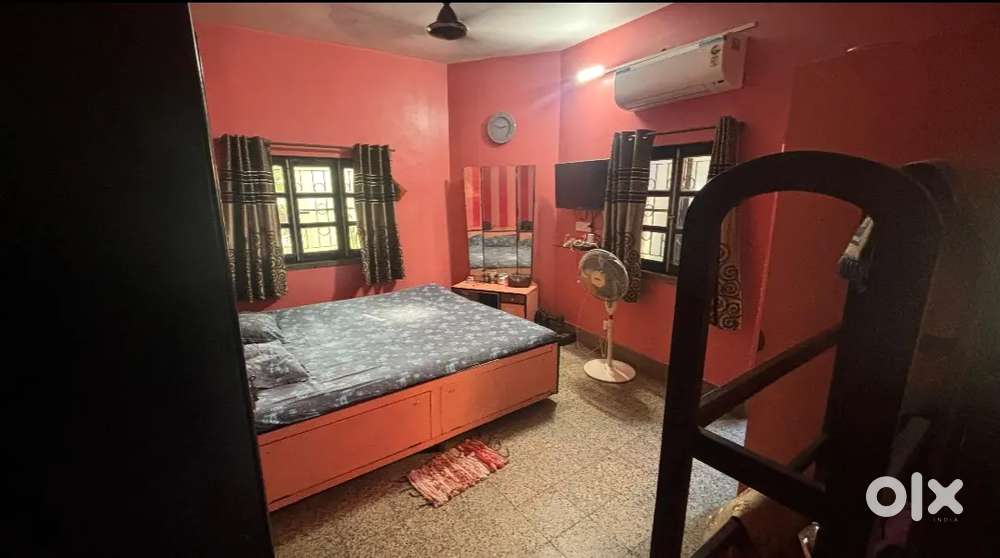 2BHK Flat Near Quest Mall